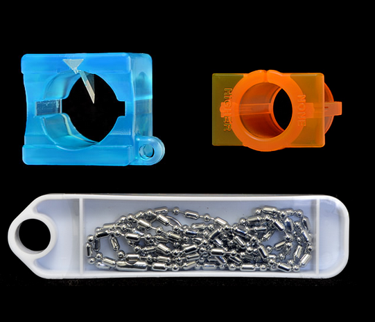 A close up of some plastic parts and chains